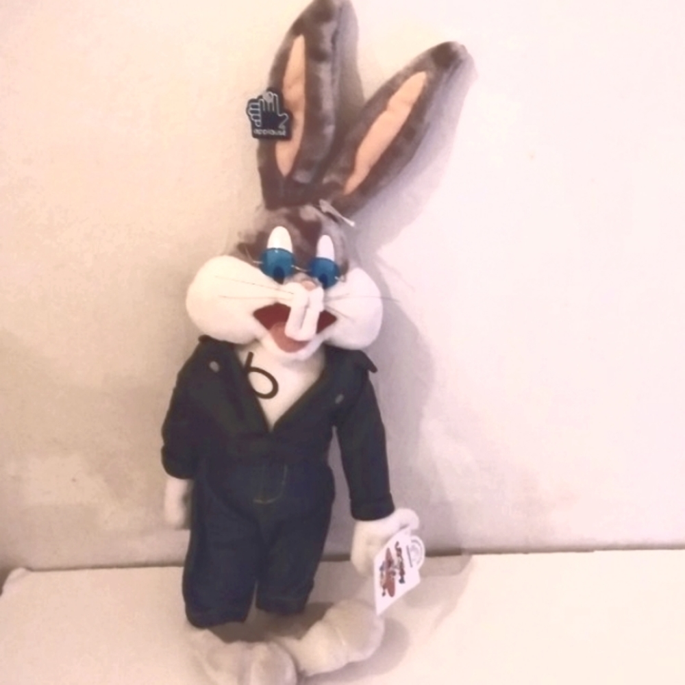 Vtg. Warner Bros 1994 Bugs Bunny Plush Bloomingdales, Looney Tunes - Picture 4 of 7